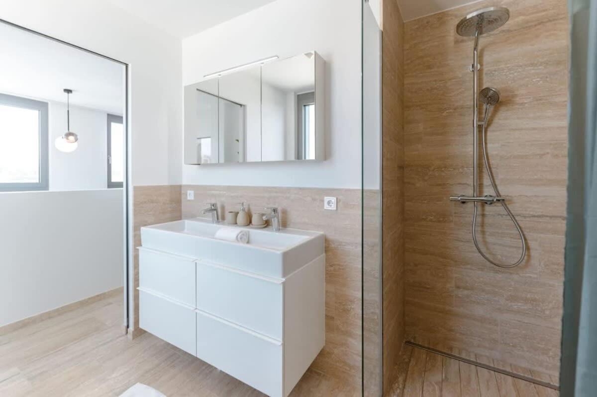 City Luxury With City Views In Ville Haute Luxemburg Exterior foto